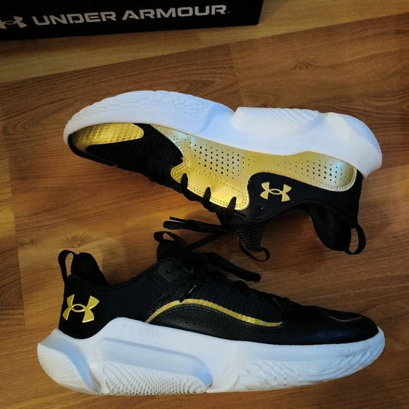 Under Amore flow futr x 3 - Picture 2 of 4